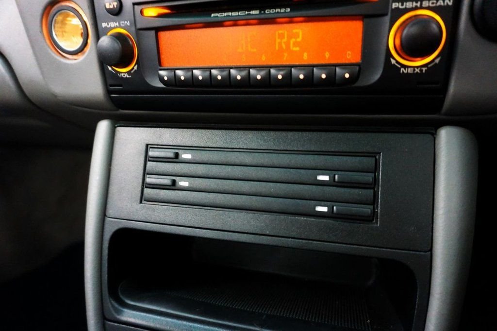 Used Porsche 911 2004 for sale - 76582006: Photo 31