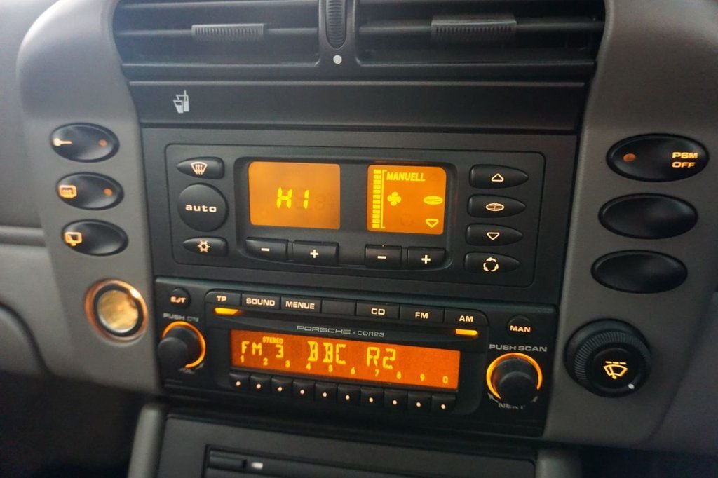 Used Porsche 911 2004 for sale - 76582006: Photo 32