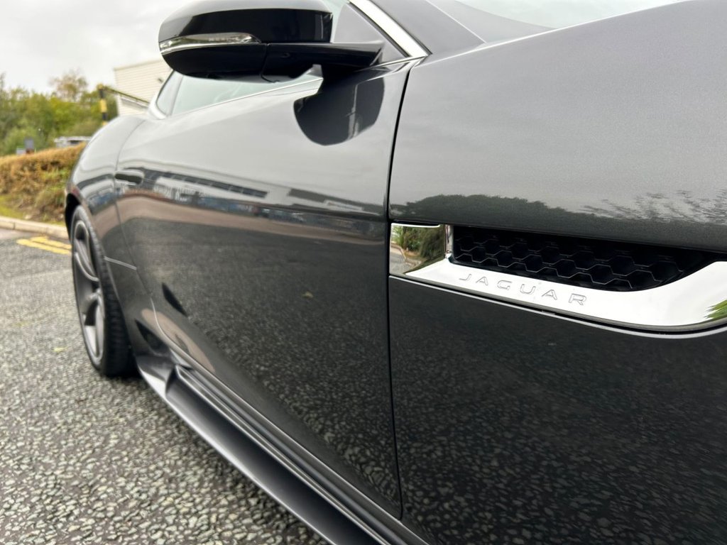 Used Jaguar F-Type 2016 for sale - 76665618: Photo 23