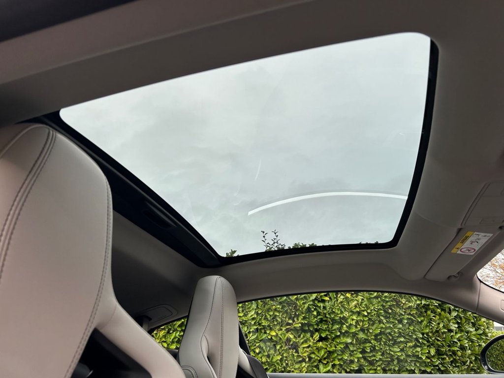 Used Jaguar F-Type 2016 for sale - 76665618: Photo 28