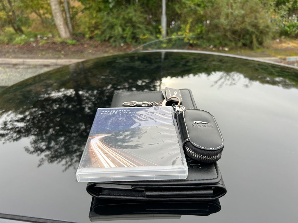 Used Jaguar F-Type 2016 for sale - 76665618: Photo 34