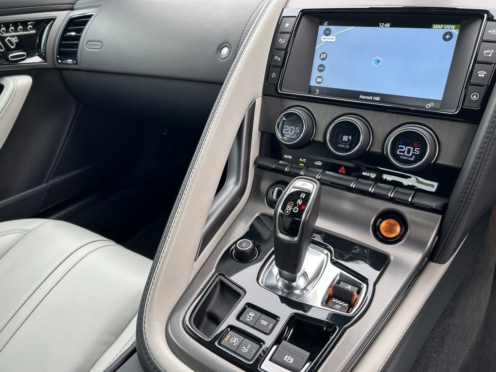 Used Jaguar F-Type 2016 for sale - 76665618: Photo 40