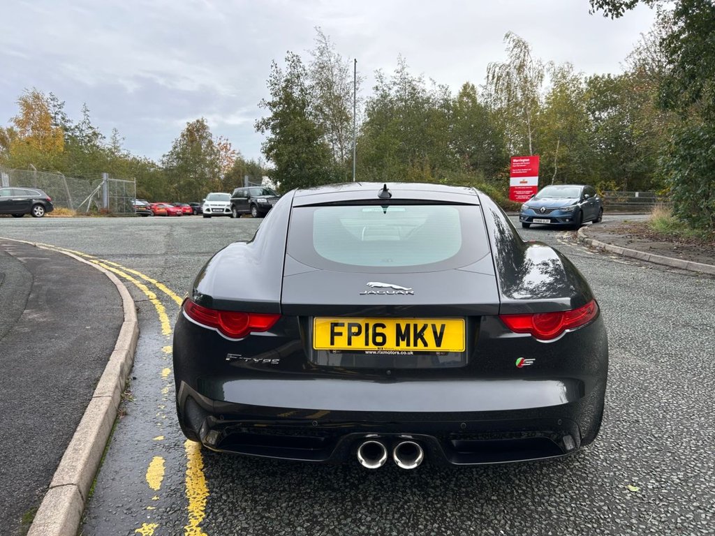 Used Jaguar F-Type 2016 for sale - 76665618: Photo 5