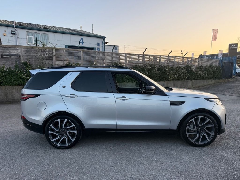 Used Land Rover Discovery 5 2019 for sale - 77991049: Photo 12