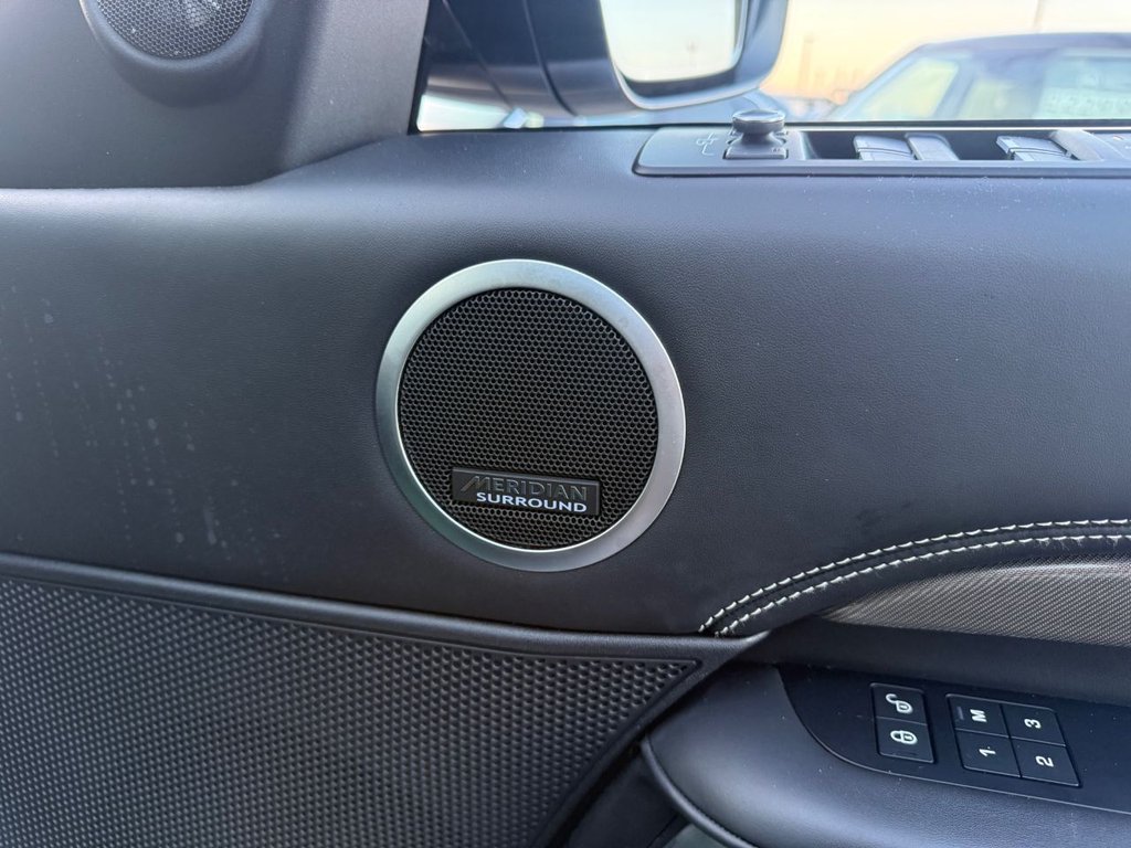 Used Land Rover Discovery 5 2019 for sale - 77991049: Photo 18