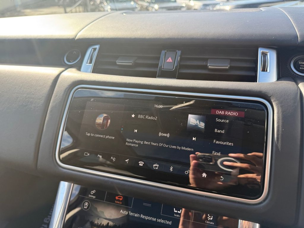 Used Land Rover Range Rover Sport 2018 for sale - 76385926: Photo 26