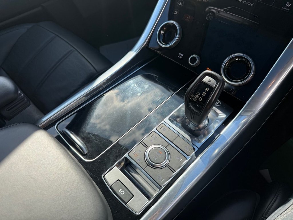 Used Land Rover Range Rover Sport 2018 for sale - 76385926: Photo 31