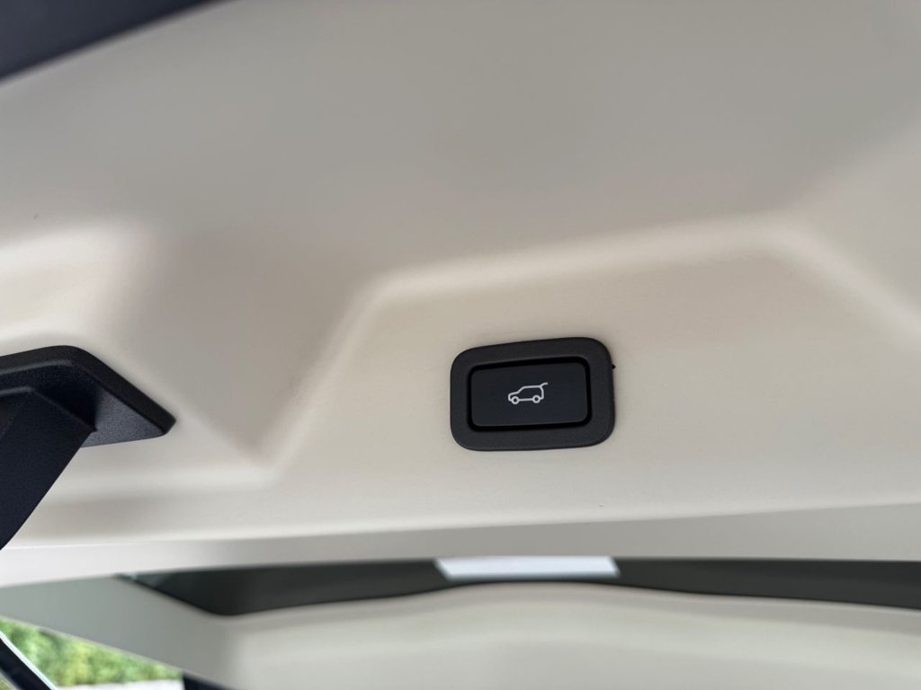 Used Land Rover Range Rover 2016 for sale - 75985986: Photo 8