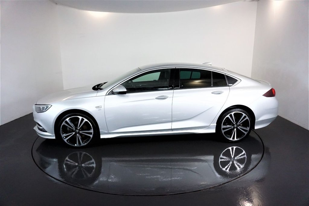 Used Vauxhall Insignia 2017 for sale - 77765652: Photo 4