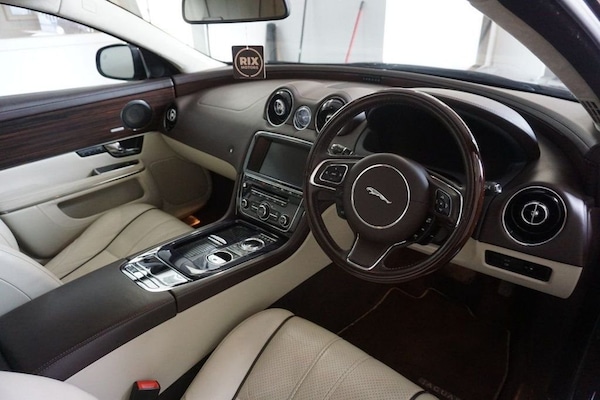Used Jaguar XJ 2011 for sale - 76223462: Photo 19