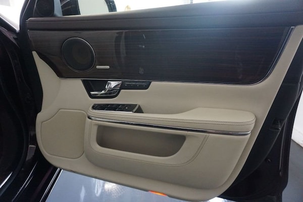 Used Jaguar XJ 2011 for sale - 76223462: Photo 22