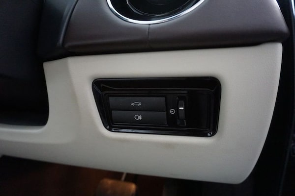 Used Jaguar XJ 2011 for sale - 76223462: Photo 23