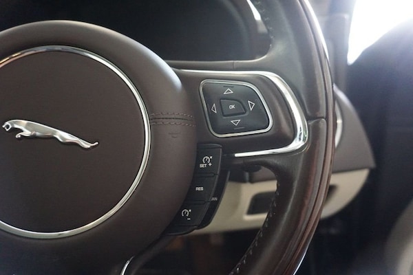 Used Jaguar XJ 2011 for sale - 76223462: Photo 26