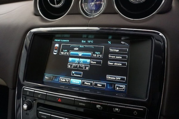Used Jaguar XJ 2011 for sale - 76223462: Photo 34