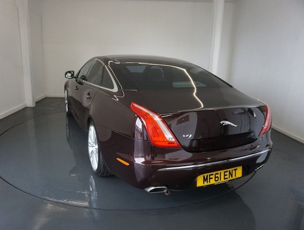 Used Jaguar XJ 2011 for sale - 76223462: Photo 7