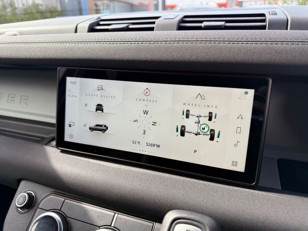 Used Land Rover Defender 2022 for sale - 75937629: Photo 25