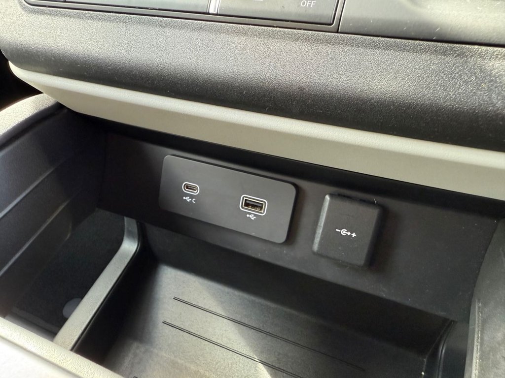 Used Land Rover Defender 2022 for sale - 75937629: Photo 30