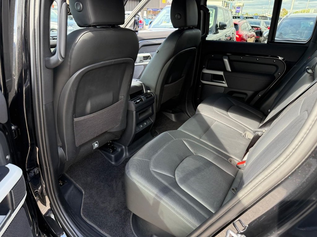 Used Land Rover Defender 2022 for sale - 75937629: Photo 34