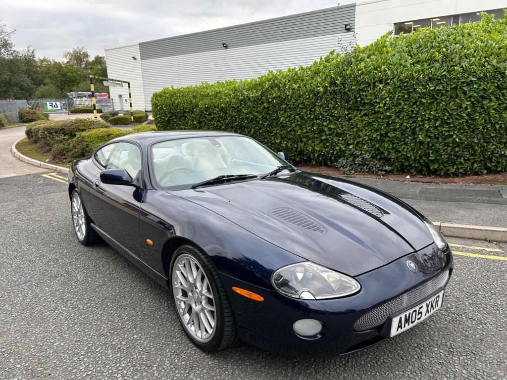 Used Jaguar XKR 2005 for sale - 76323054: Photo 1