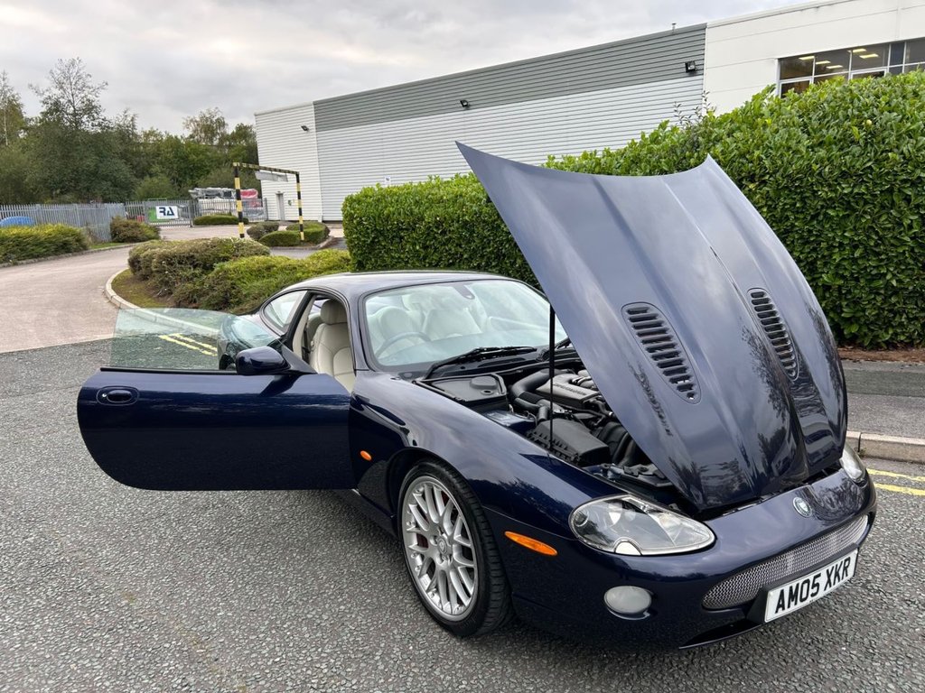 Used Jaguar XKR 2005 for sale - 76323054: Photo 19