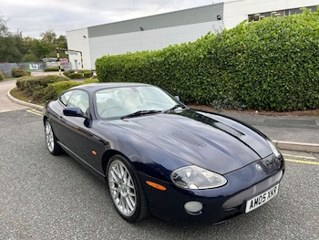 2005 (05) - 4.2 Supercharged 2dr Auto