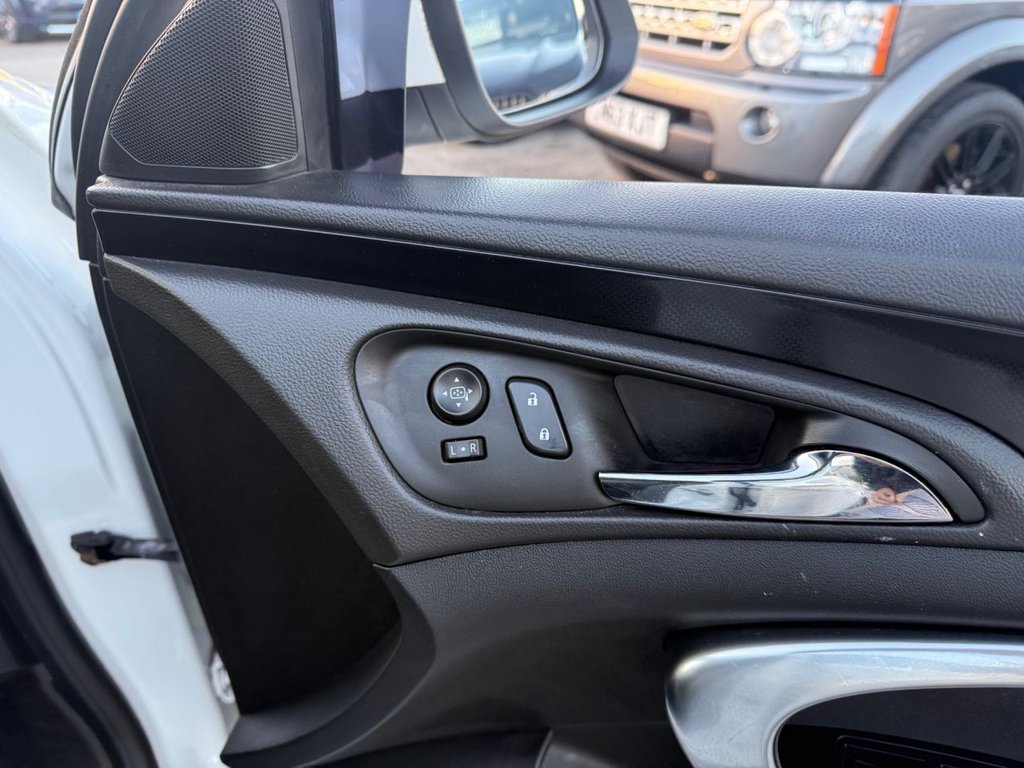 Used Vauxhall Insignia 2015 for sale - 76454259: Photo 17