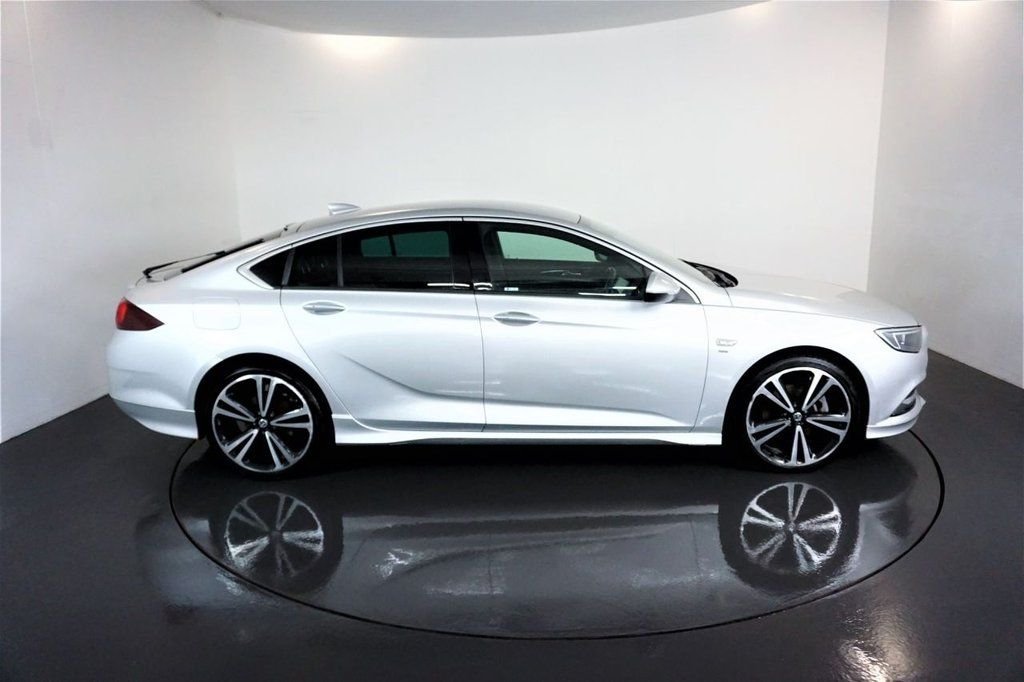 Used Vauxhall Insignia 2017 for sale - 76375894: Photo 11
