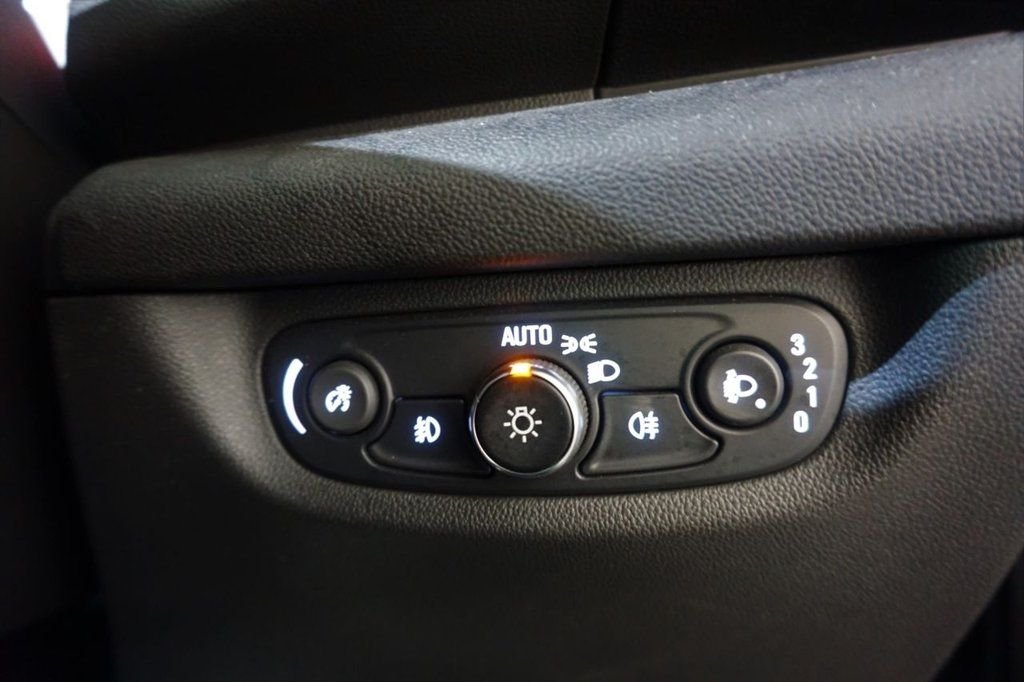 Used Vauxhall Insignia 2017 for sale - 76375894: Photo 21