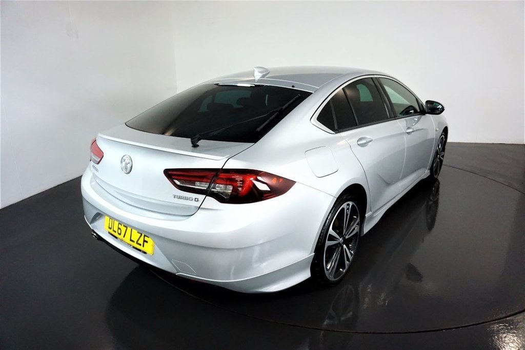 Used Vauxhall Insignia 2017 for sale - 76375894: Photo 9