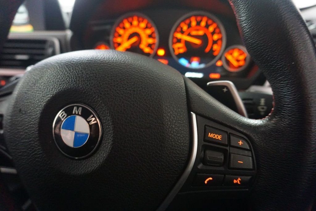 Used BMW 3 Series 2016 for sale - 77080417: Photo 32