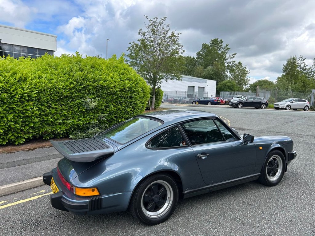 Used Porsche 911 1988 for sale - 76841097: Photo 32