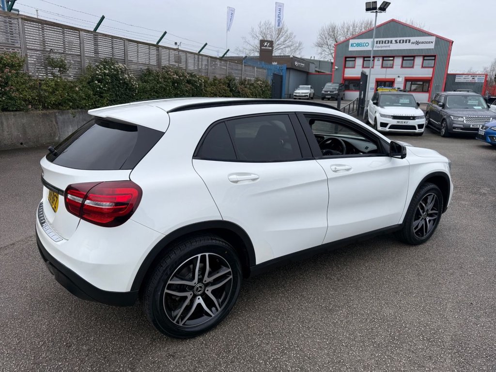 Used Mercedes-Benz GLA 2018 for sale - 77383918: Photo 9