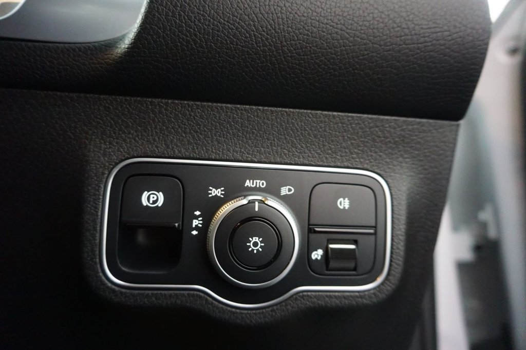 Used Mercedes-Benz GLB 2021 for sale - 76632114: Photo 23