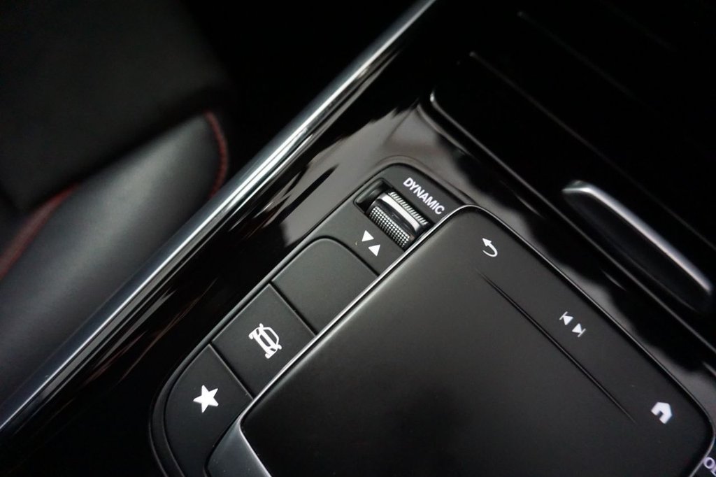 Used Mercedes-Benz GLB 2021 for sale - 76632114: Photo 26