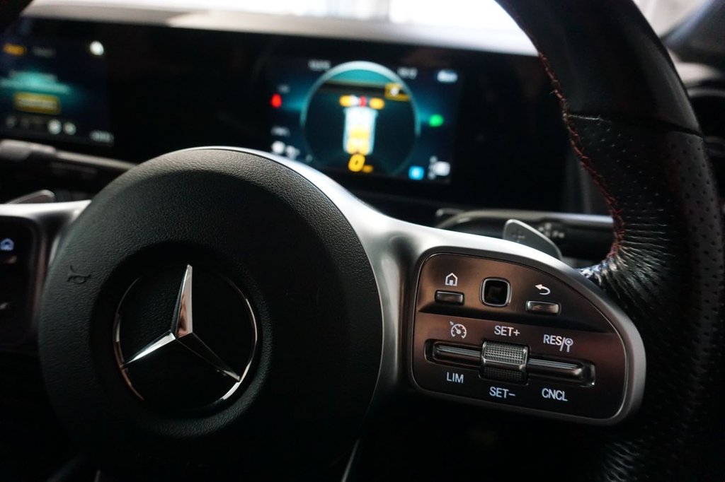 Used Mercedes-Benz GLB 2021 for sale - 76632114: Photo 35