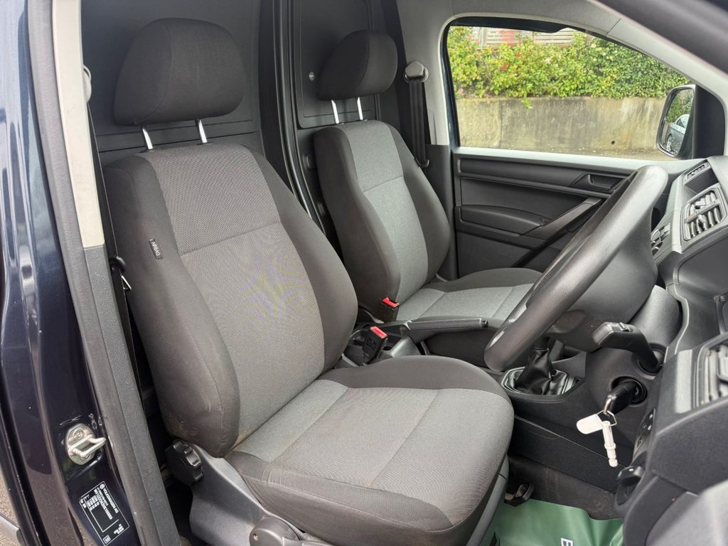 Used Volkswagen Caddy Maxi 2017 for sale - 77288336: Photo 15