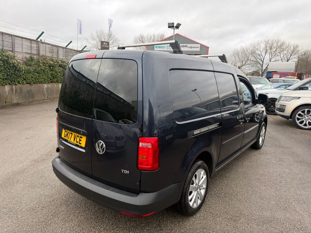 Used Volkswagen Caddy Maxi 2017 for sale - 77288336: Photo 9