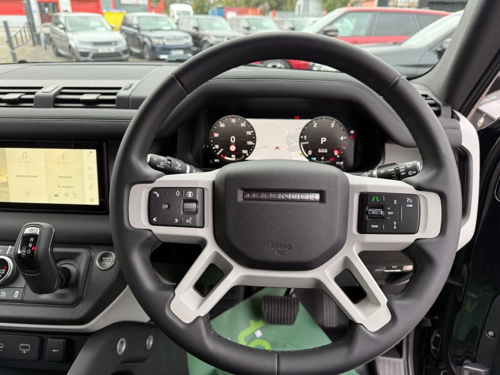 Used Land Rover Defender 2023 for sale - 75923535: Photo 16