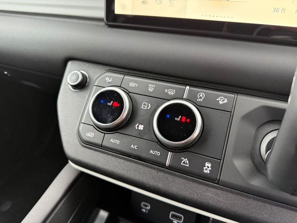 Used Land Rover Defender 2023 for sale - 75923535: Photo 25