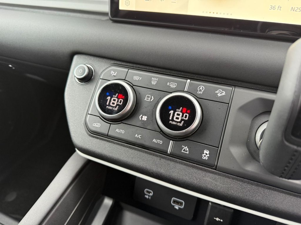 Used Land Rover Defender 2023 for sale - 75923535: Photo 26