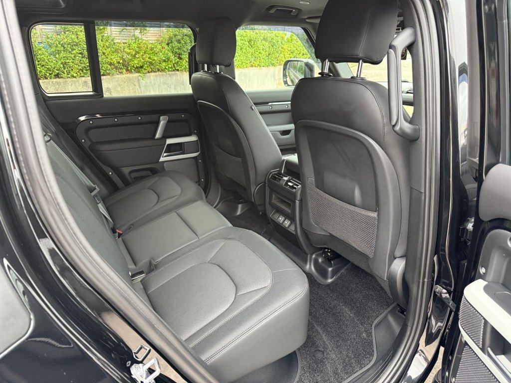 Used Land Rover Defender 2023 for sale - 75923535: Photo 30