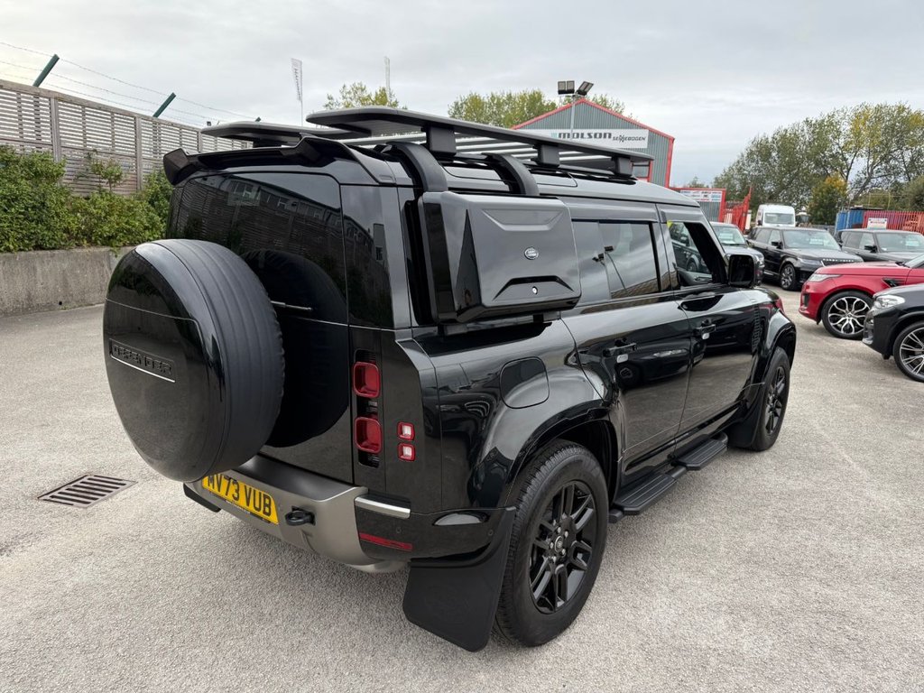 Used Land Rover Defender 2023 for sale - 75923535: Photo 8