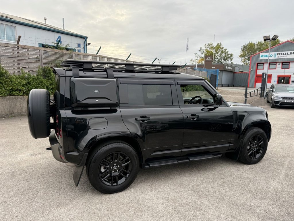 Used Land Rover Defender 2023 for sale - 75923535: Photo 9