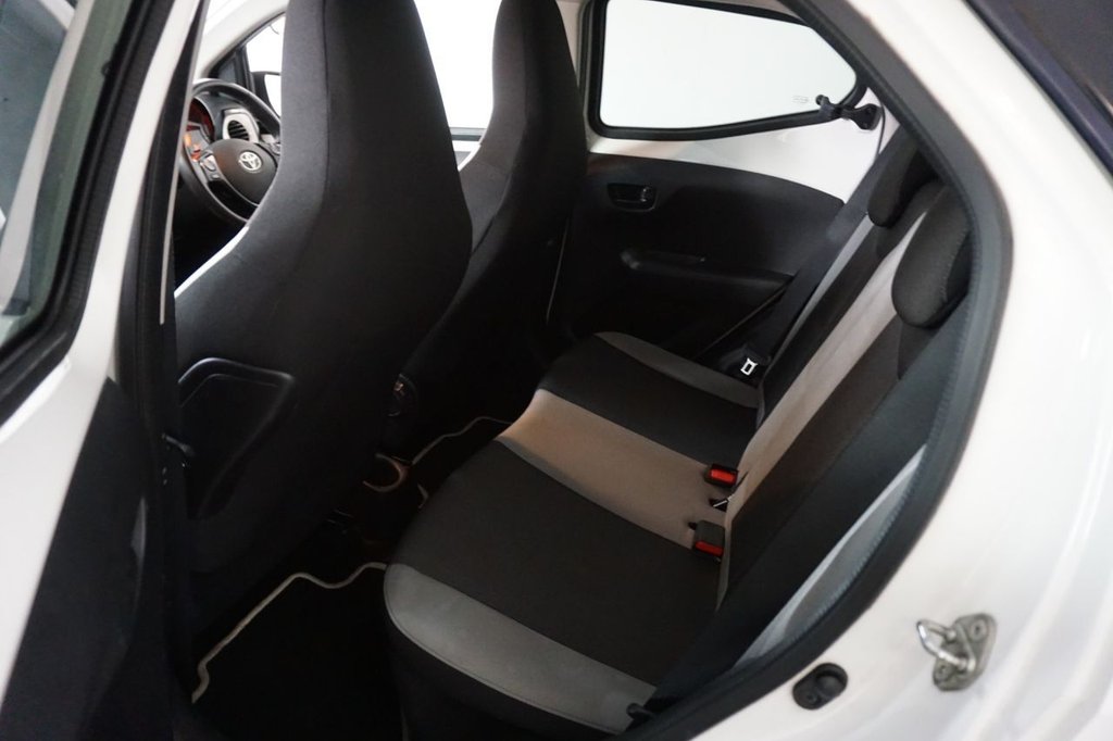 Used Toyota AYGO 2015 for sale - 77027012: Photo 35