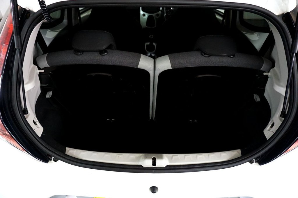 Used Toyota AYGO 2015 for sale - 77027012: Photo 8