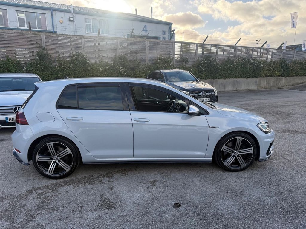 Used Volkswagen Golf 2018 for sale - 76986429: Photo 10