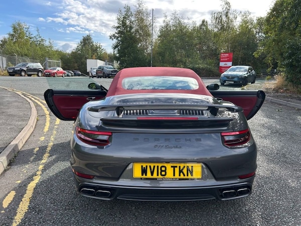 Used Porsche 911 2018 for sale - 75573873: Photo 16
