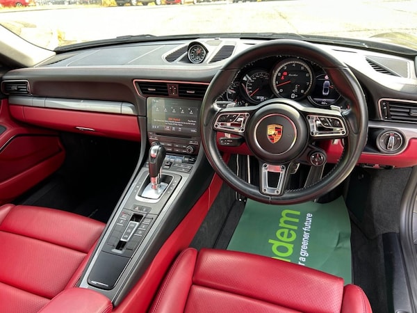 Used Porsche 911 2018 for sale - 75573873: Photo 28