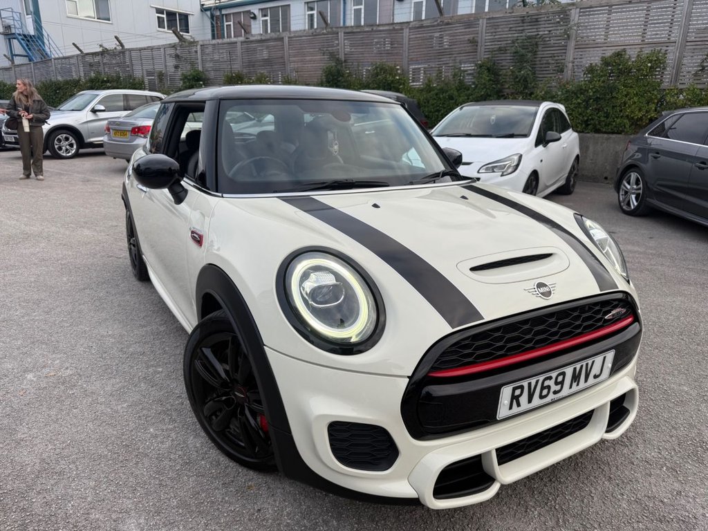 Used MINI Hatch 2019 for sale - 76203436: Photo 12