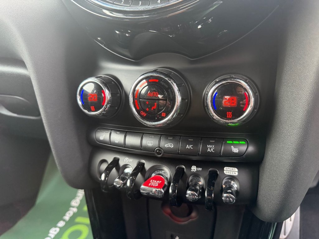 Used MINI Hatch 2019 for sale - 76203436: Photo 23